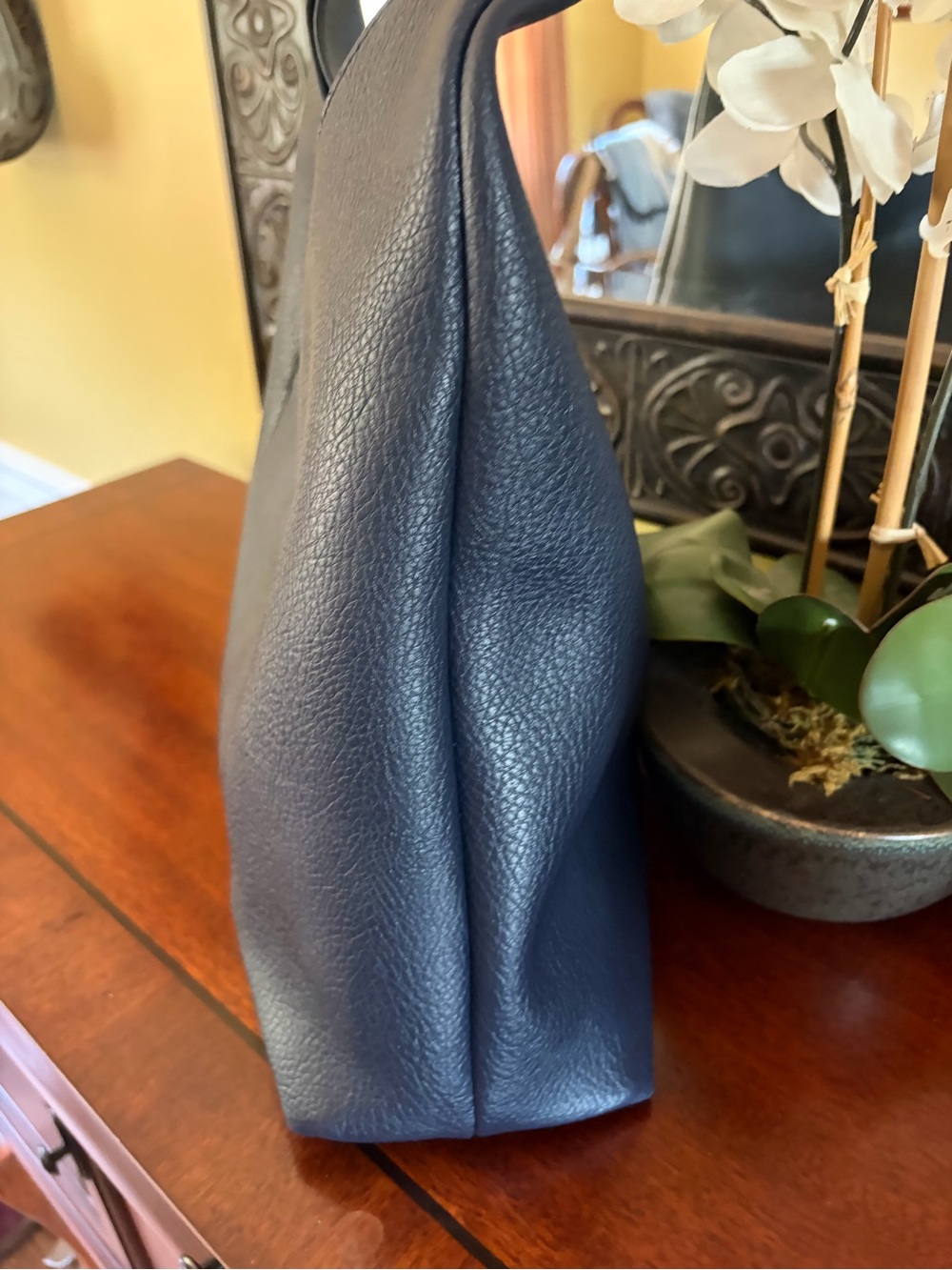 Hoxis Navy Pebbled Leather Hobo Bag - Women - Picture 3 of 11